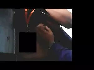 _ 年轻性色情