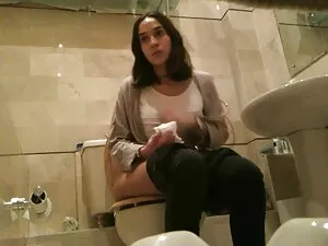 凯利厨房的攻击！ B部分 新的色情电影